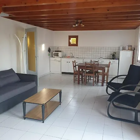 Semesterbostad Le Studio Du Beaujolais Chiroubles